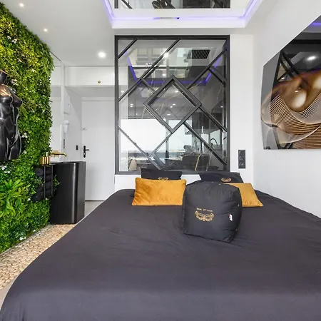 Mask Off Appartement